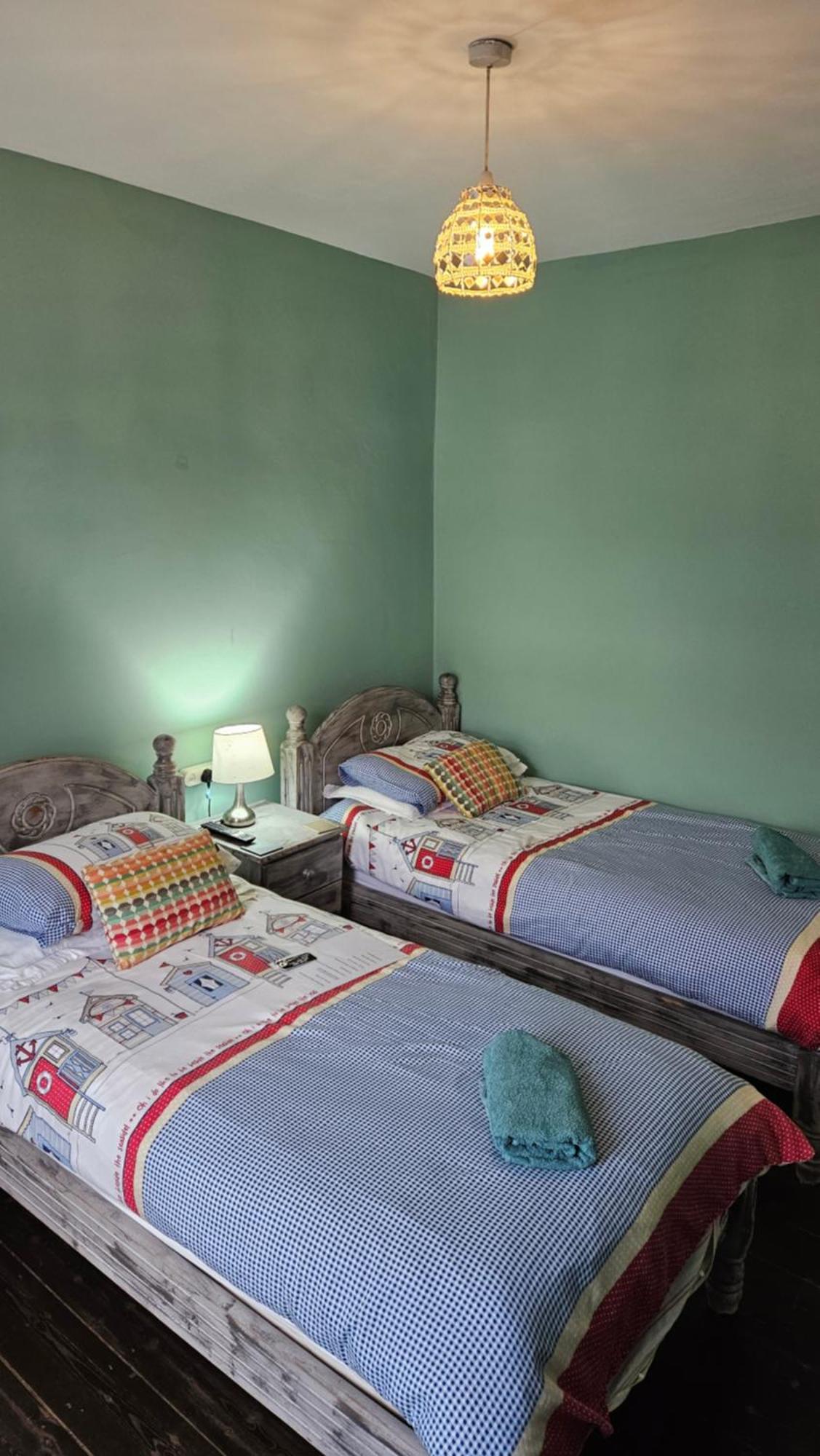 Amble Harbour Retreats酒店 外观 照片